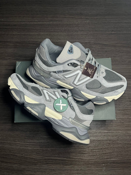 New B@lance 9060 Grey